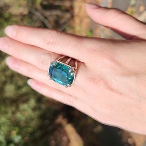 Chloe + Isabel - Aqua Glass Cushion Cocktail Ring